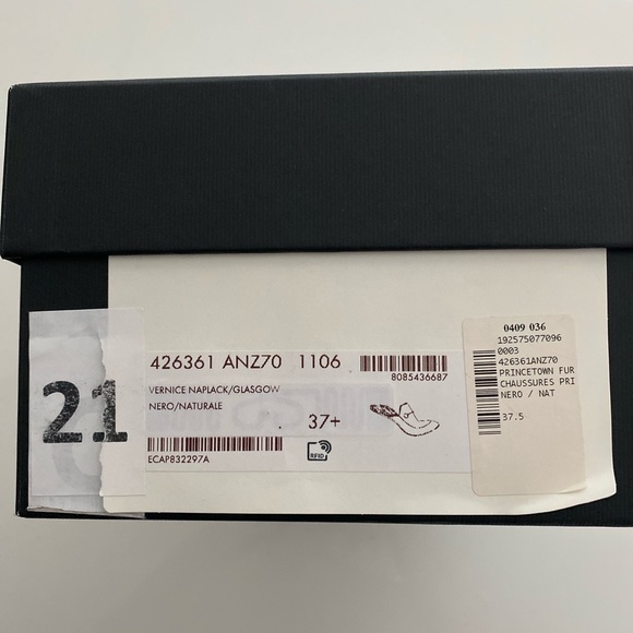 Gucci Princeton Leather Slippers with Fur - Picture 9 of 9